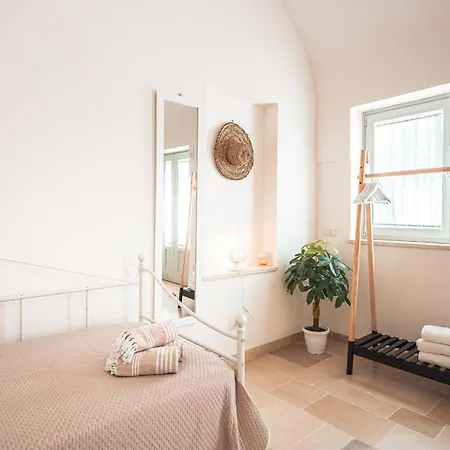 别墅 Helloapulia - Trullo Dei Quattro Venti, Infinity Pool, 5 Min Drive From Old Town