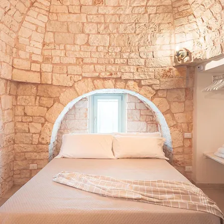 Helloapulia - Trullo Dei Quattro Venti, Infinity Pool, 5 Min Drive From Old Town * 洛科罗通多