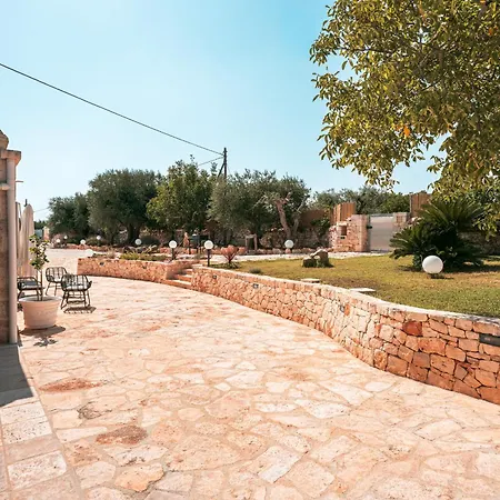 Helloapulia - Trullo Dei Quattro Venti, Infinity Pool, 5 Min Drive From Old Town