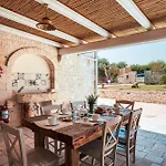 Helloapulia - Trullo Dei Quattro Venti, Infinity Pool, 5 Min Drive From Old Town *